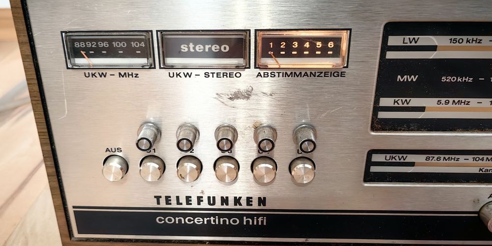 Radio vechi Telefunken Concertino HiFi 201 retro vintage de colecție
