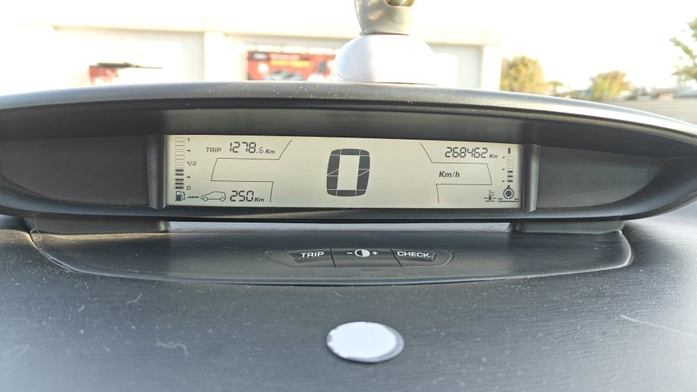 Citroen C4,1.6 benzina,2006