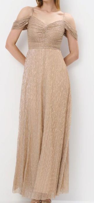 Продавам официална дълга рокля L размер