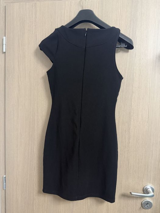 Rochie neagra dama