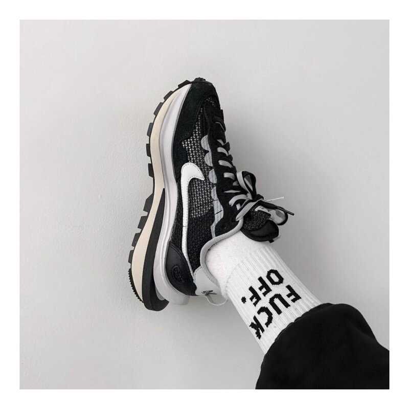 Nike Vaporwaffle sacai Black White Men's