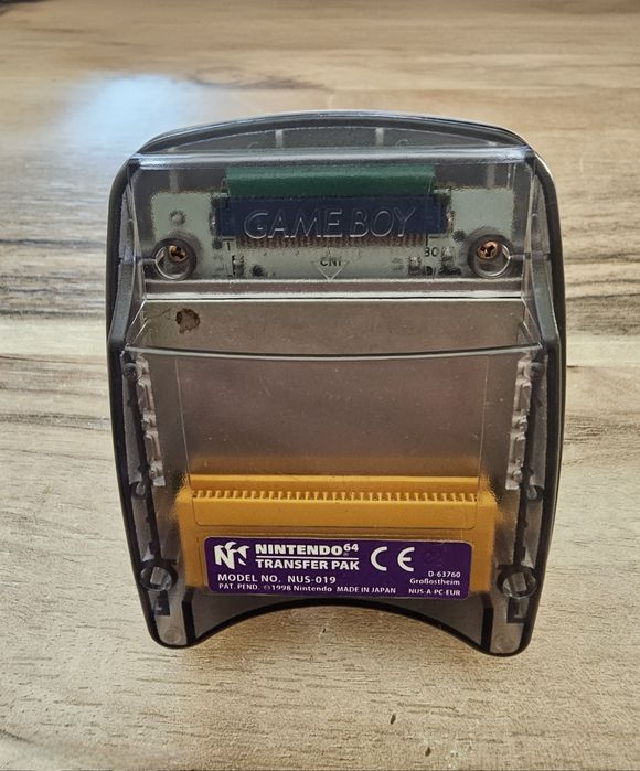 Продавам Transfer Pak за GBA към N64