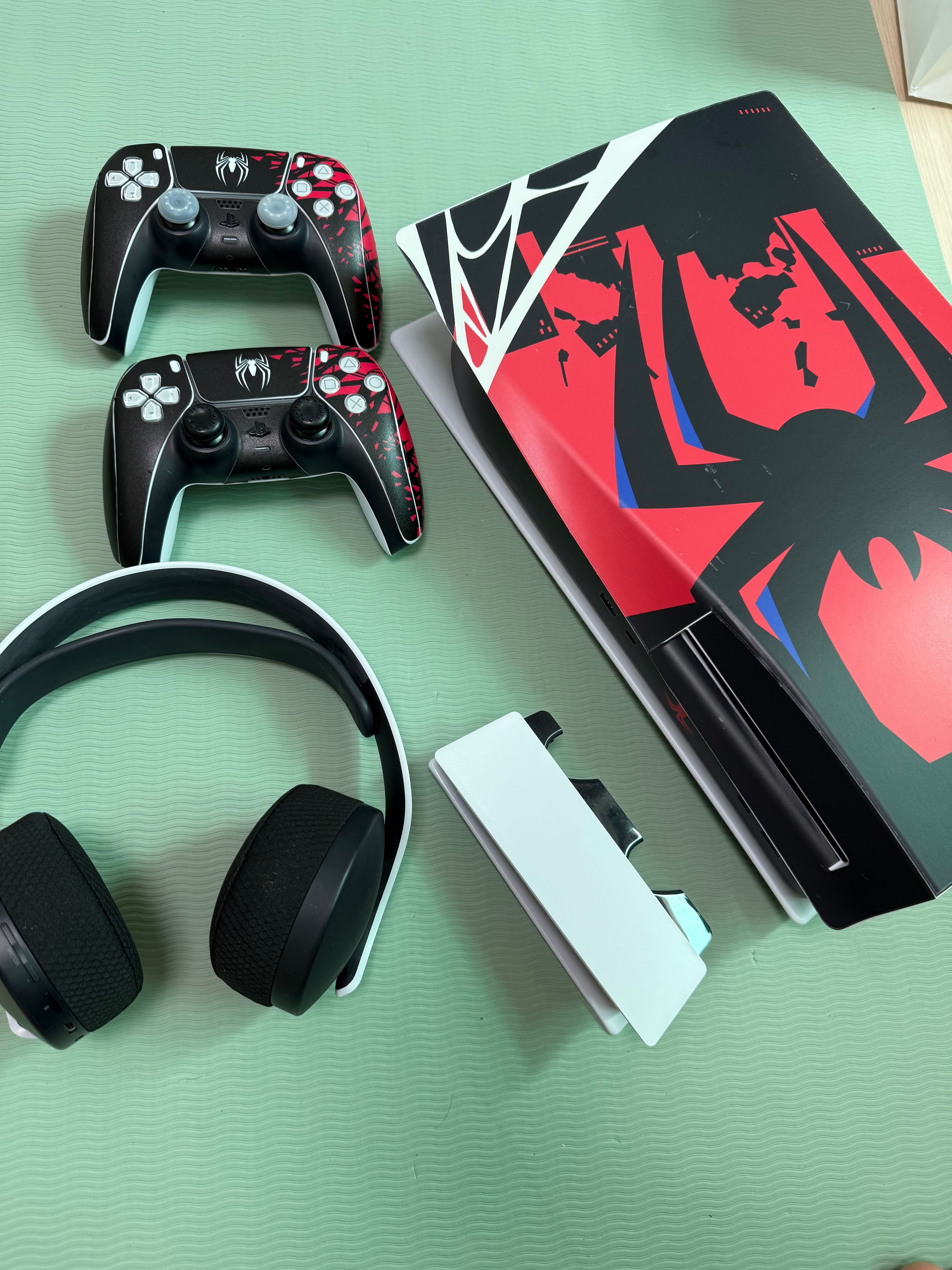 PlayStation 5 с дисководом