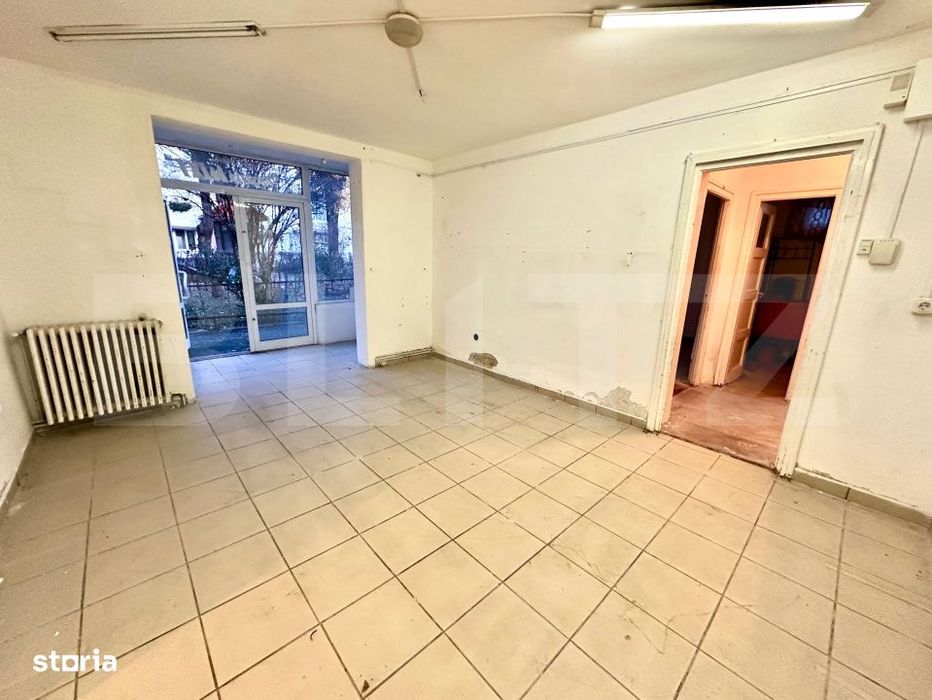 Apartament de vanzare cu 2 camere in Cugir, pretabil si pentru spatiu