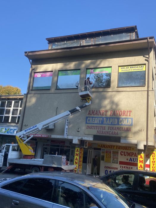 Inchiriez nacela /prb 250 ron/h