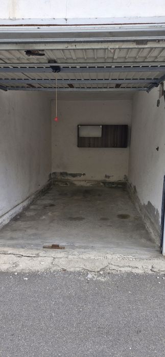 Garaj 18 metri pătrați