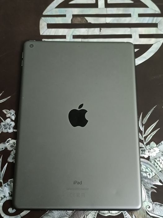 iPad (8th generation, 2020, 32gb)