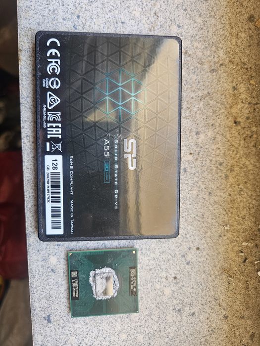 Procesor laptop intel core 2 duo T9300 ssd 120gb 100% viata
