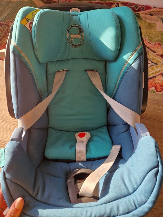 Детско столче за кола (кошница за бебе)