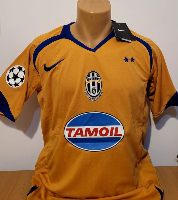 Tricou Juventus- Adrian Mutu nou