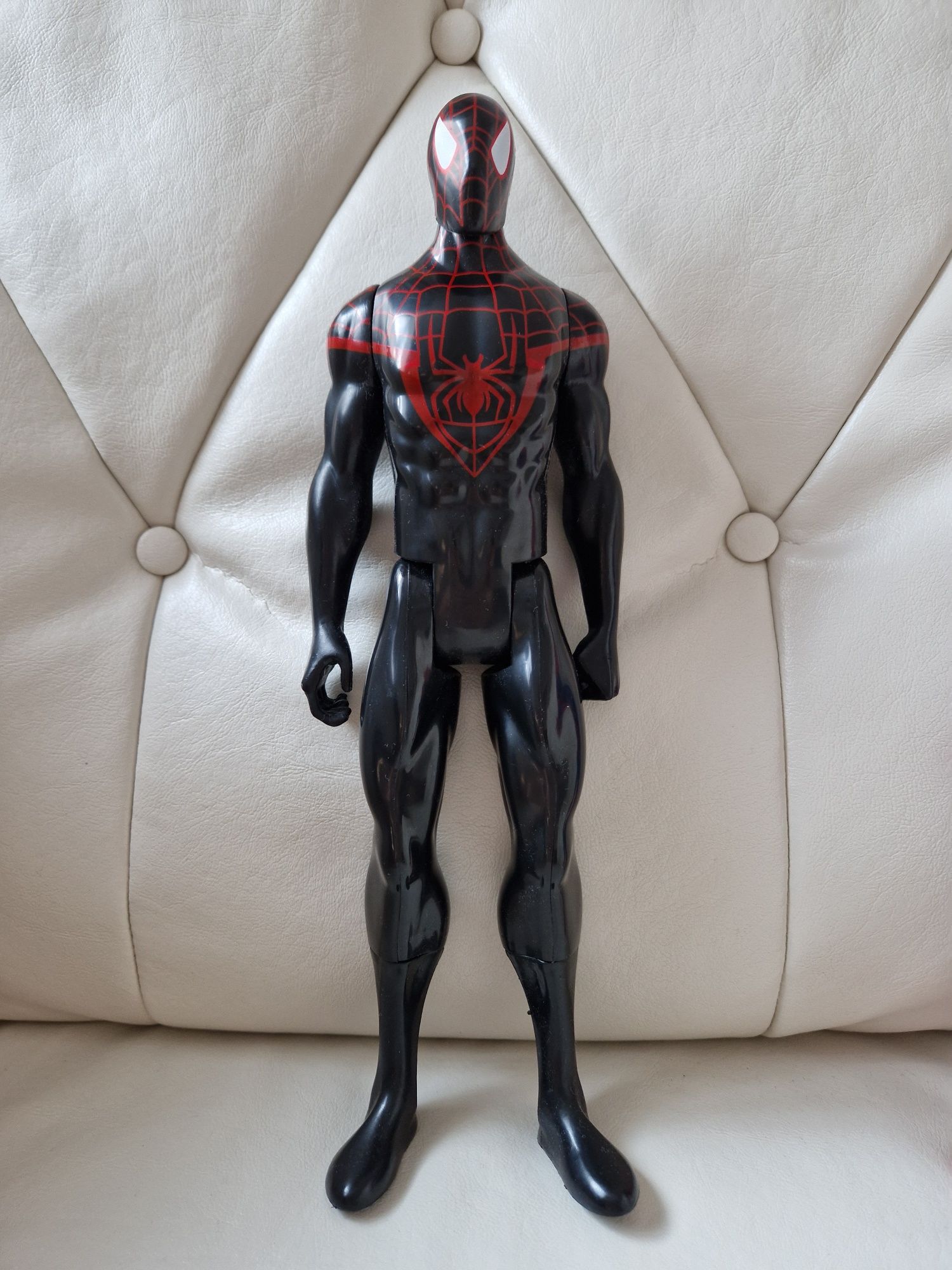 Supereroi MARVEL: Spiderman, Pantera Neagra, Miles Morales