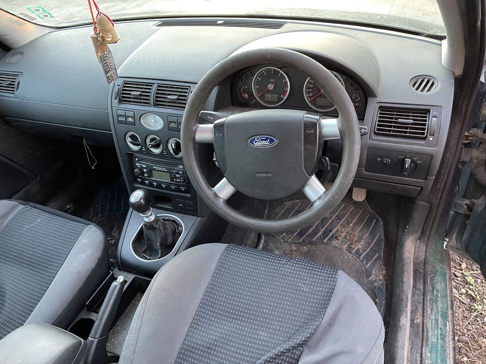 Ford Mondeo 2.0 i на части