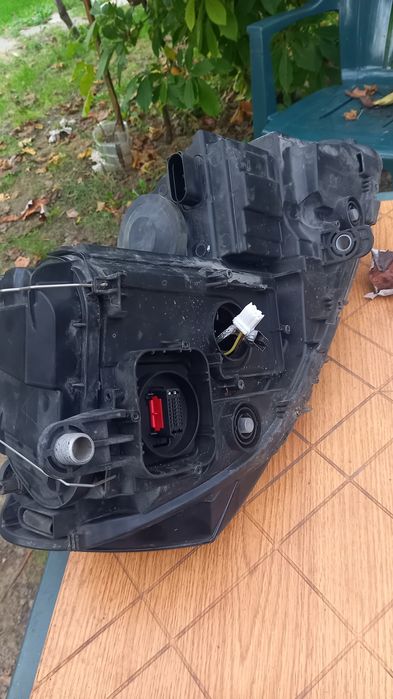 Фар за vw Passat  b7 ляв