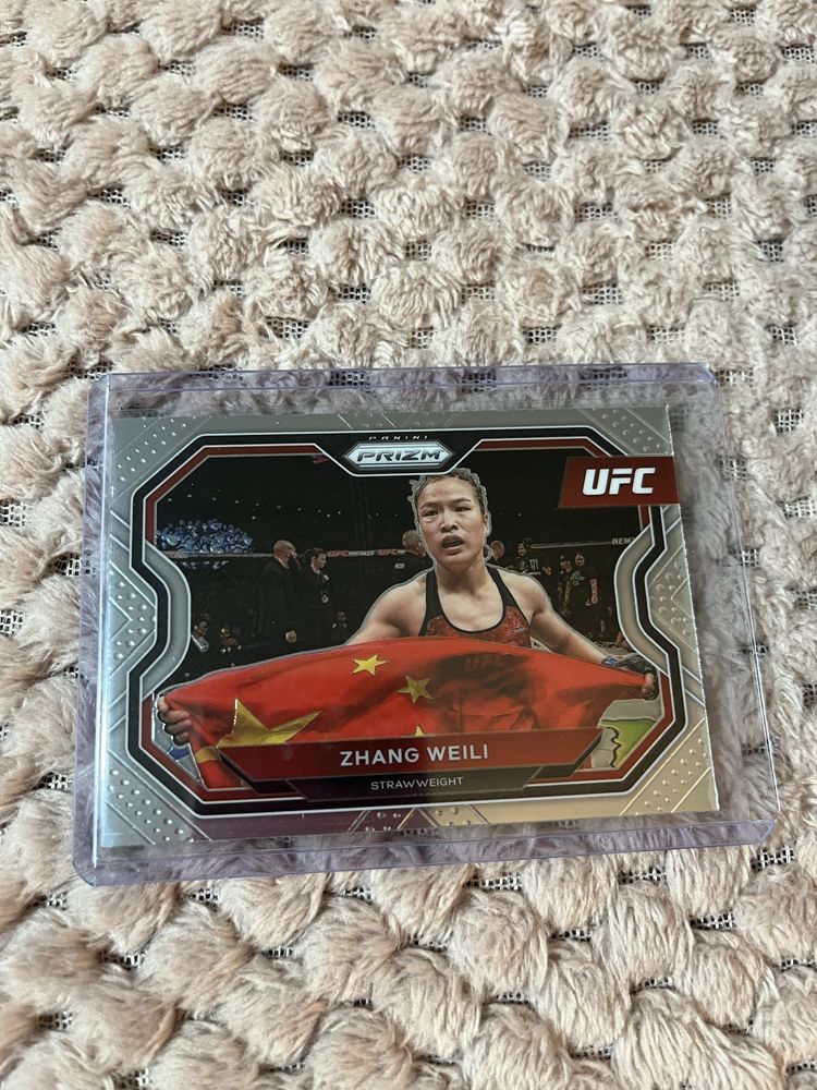 Zhang Weili champ cartonas Ufc 2021 debut edition