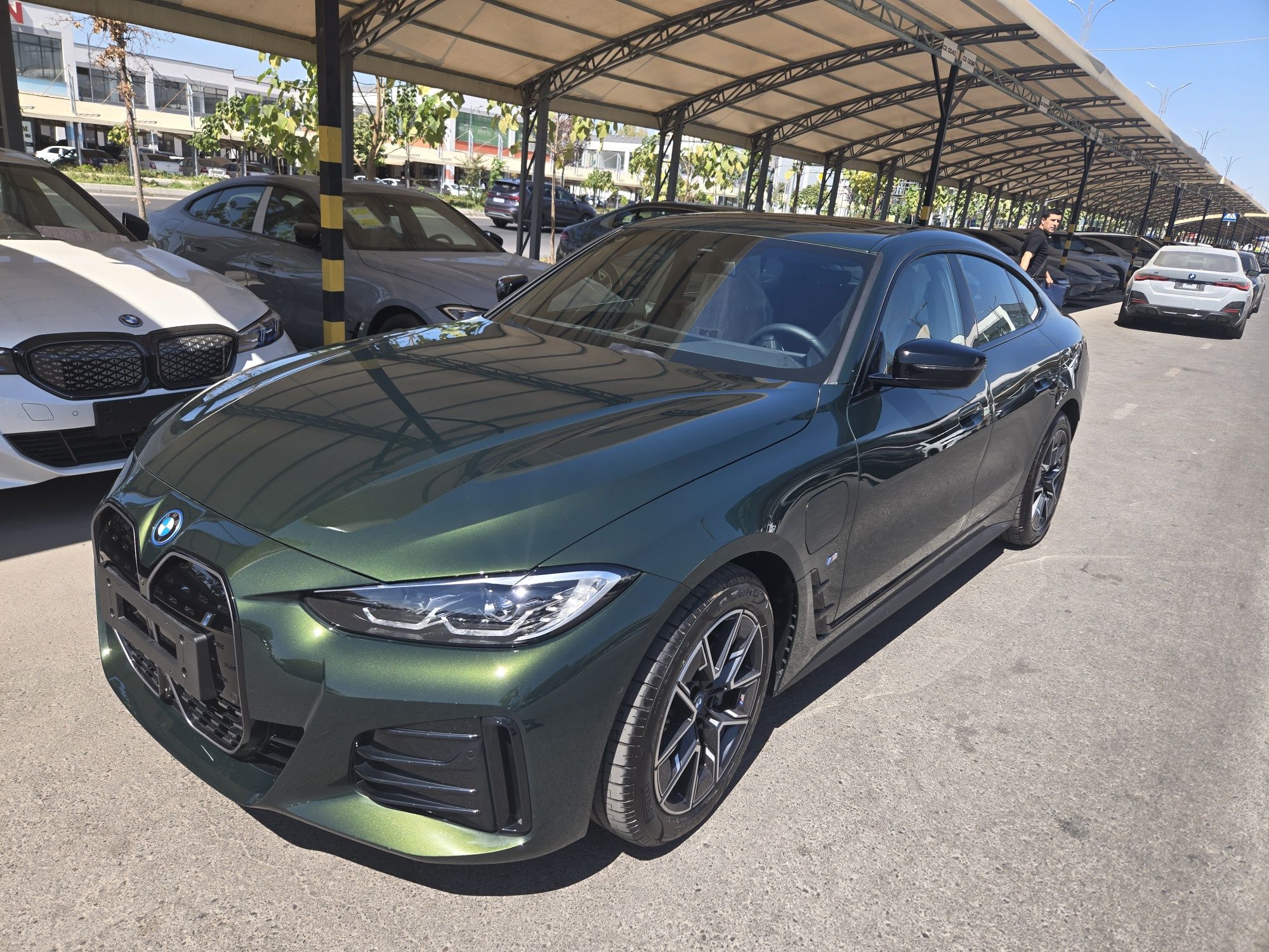 Bmw i4, 40L Msport