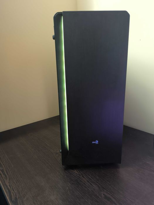 Настолен компютър Nvidia 1070ti, 32 RAM, 1.5 HDD, 120 SSD Ryzen 5, RGB