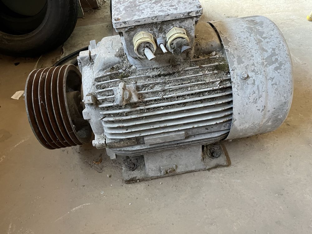 Motor electric de 38 kw / 1480 rot
