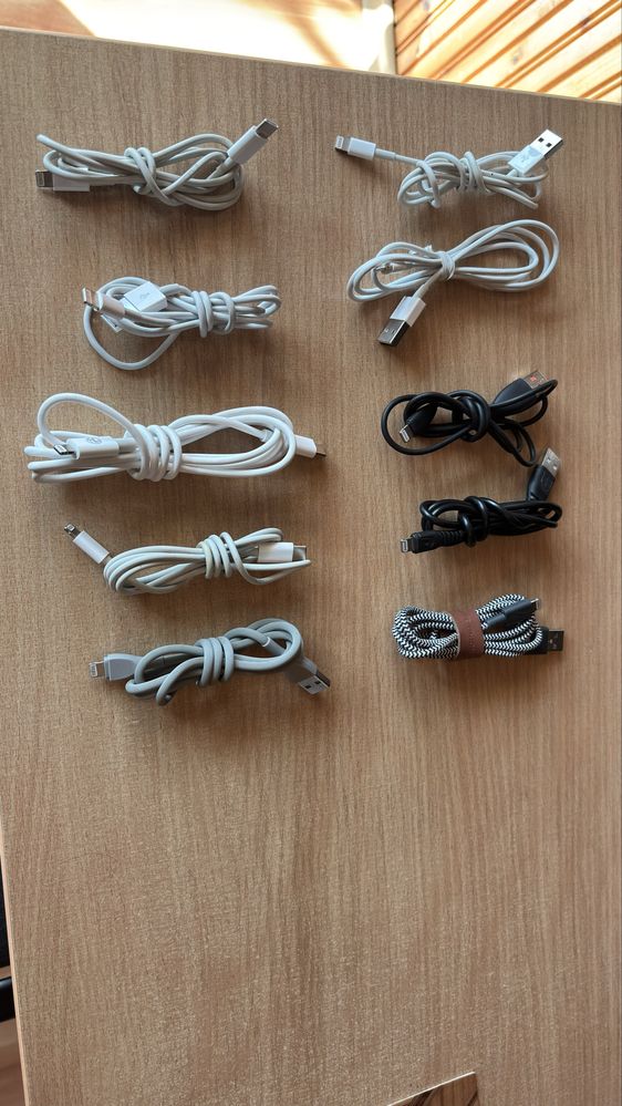 Кабели за айфон 10 броя USB B и USB C на Lightning