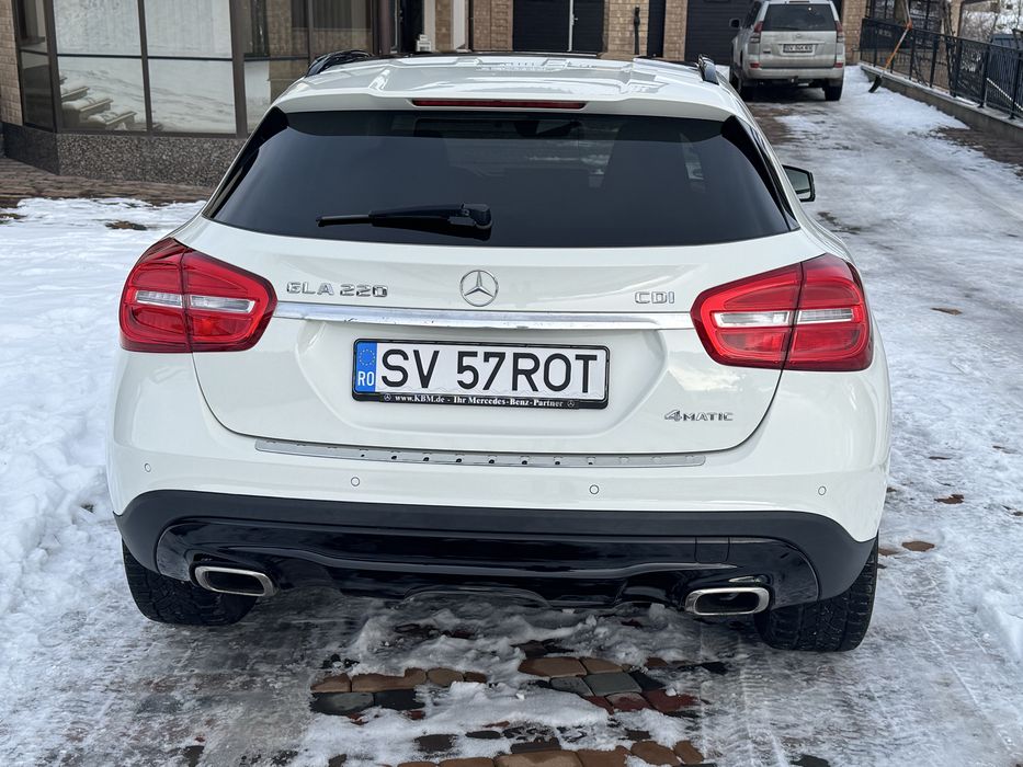 Mercedes GLA  4x4  170 cp Automat