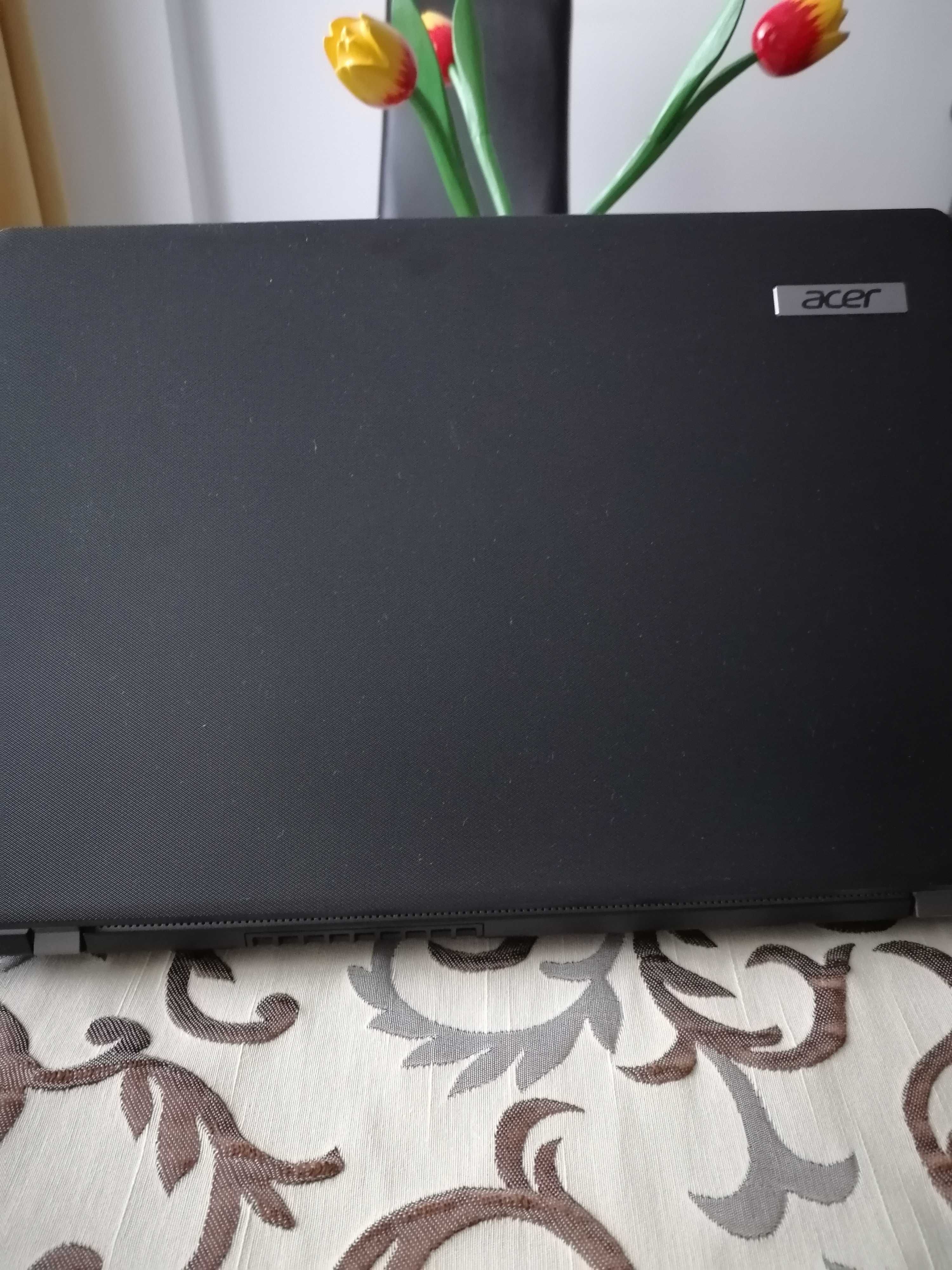 Laptop ultraportabil Acer Travel Mate 700 gb ssd 16 ram