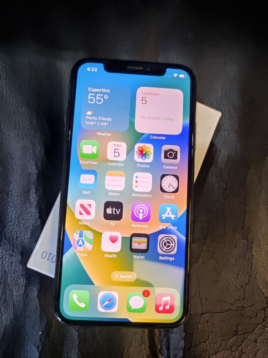 iPhone X 256гб,бат 100%, Гаранция 6 месеца.