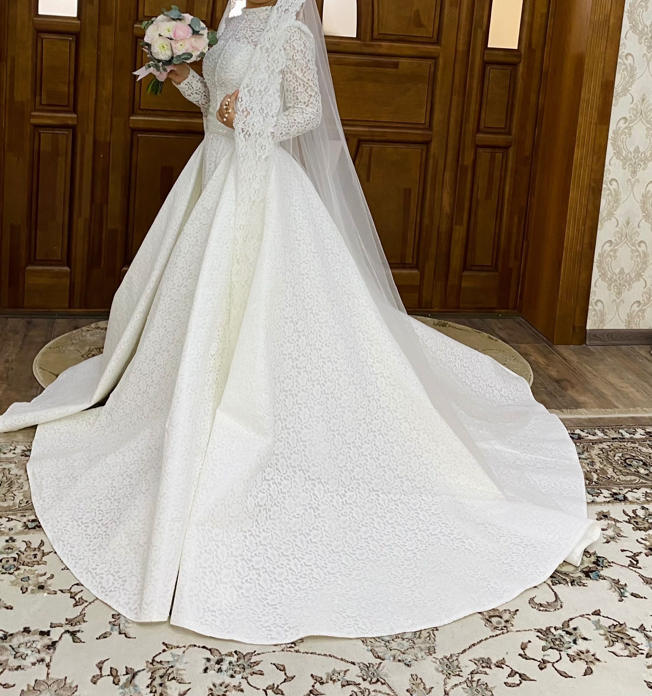 Кружевное свадебное платье трансформер