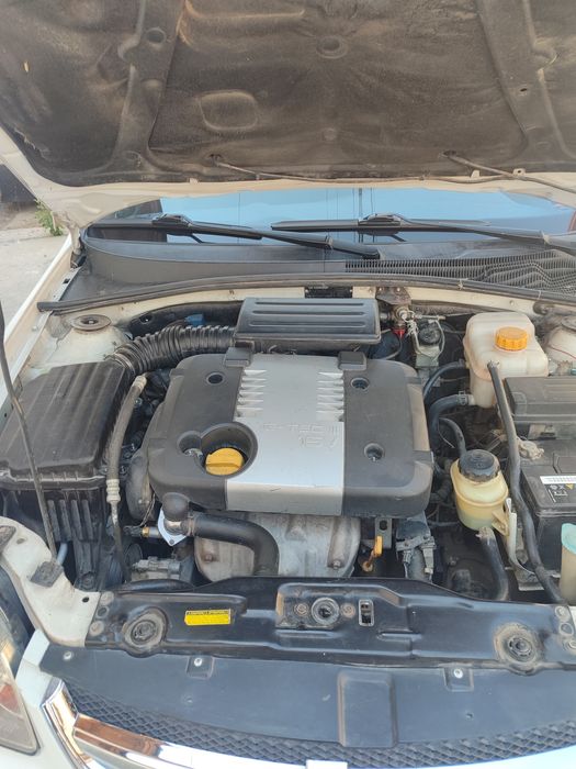 Лассети 1.8 сотилади