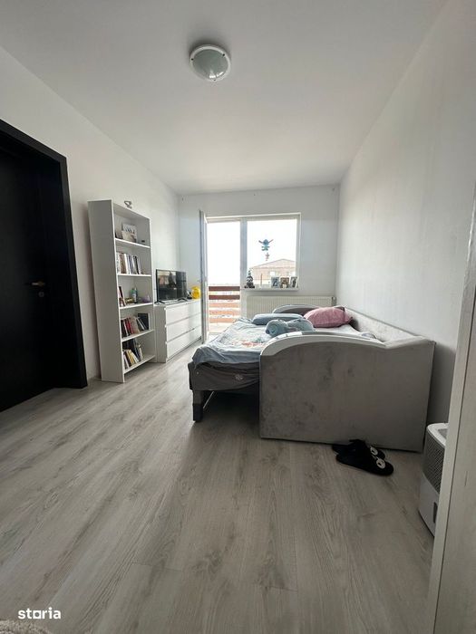 Garsoniera decomandată Zona Sanpetru