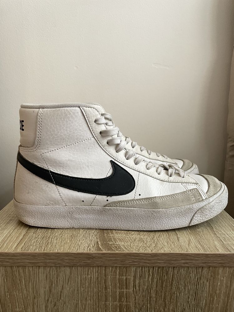 Nike Blazer Mid (40)