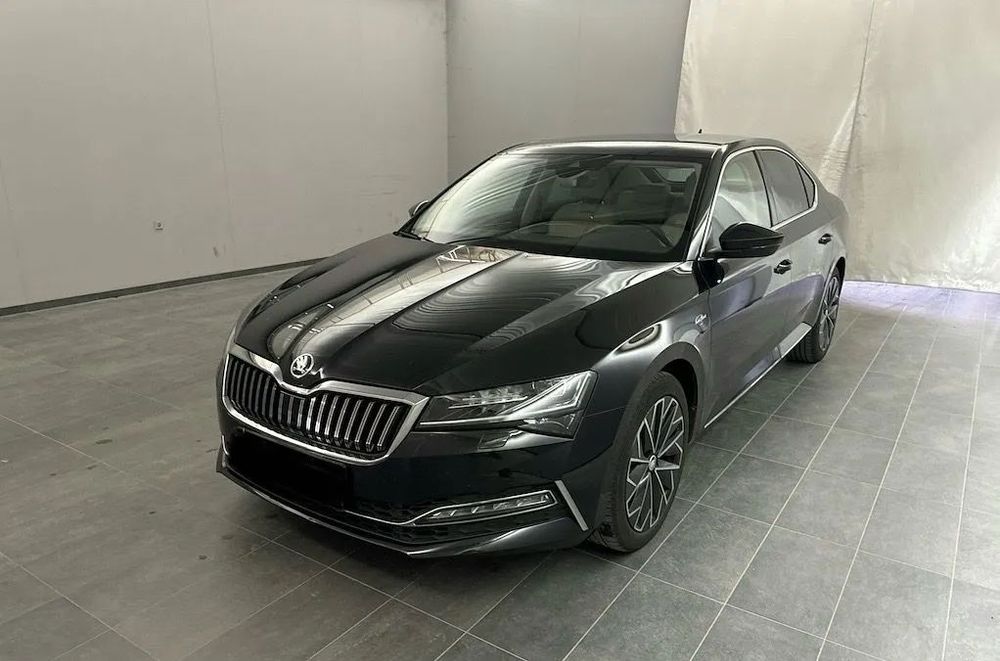 Skoda Superb SKODA Superb 2.0 TSI 4x4 DSG L&K Limousine
