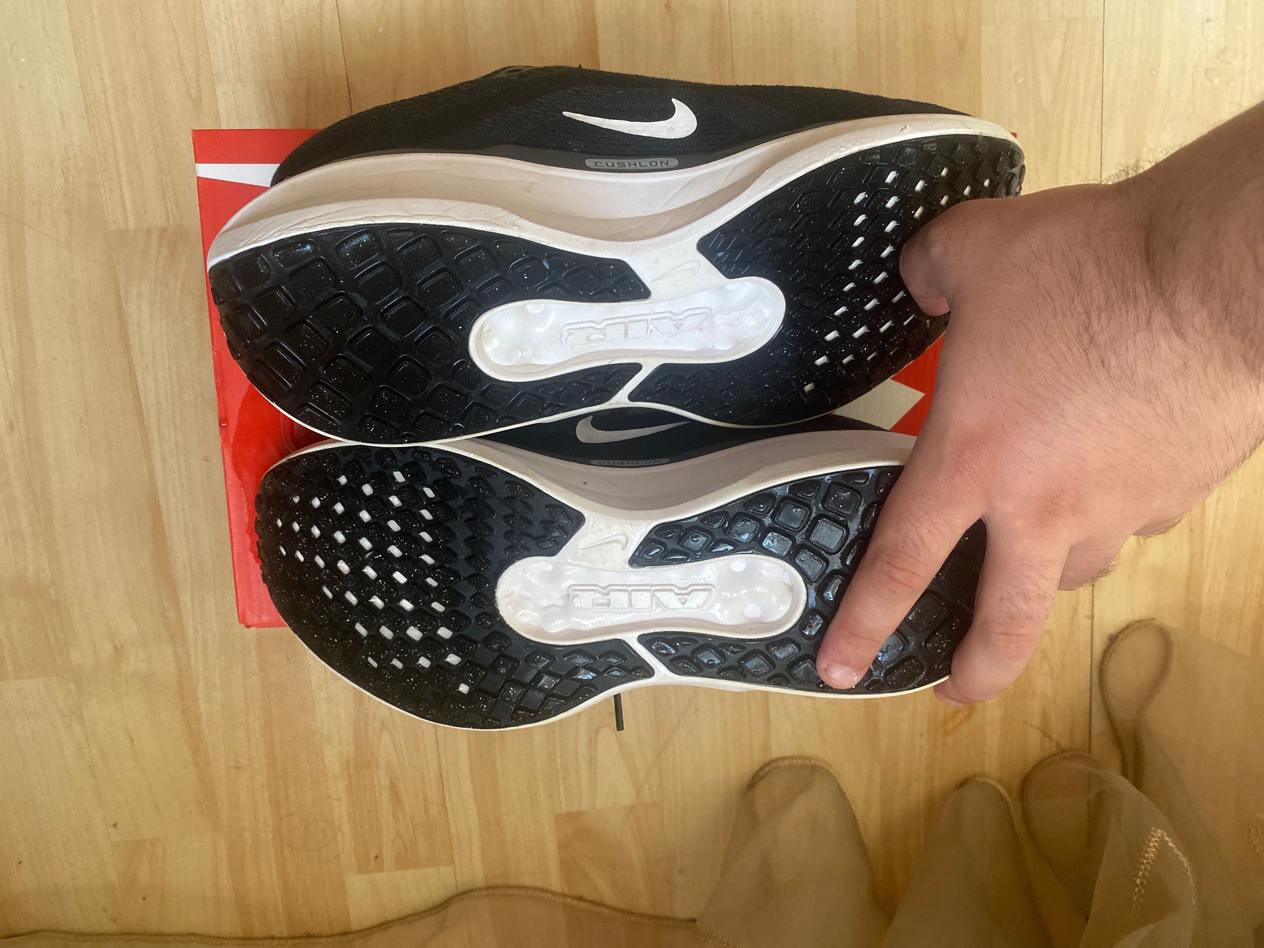 Nike Airmax 43номер