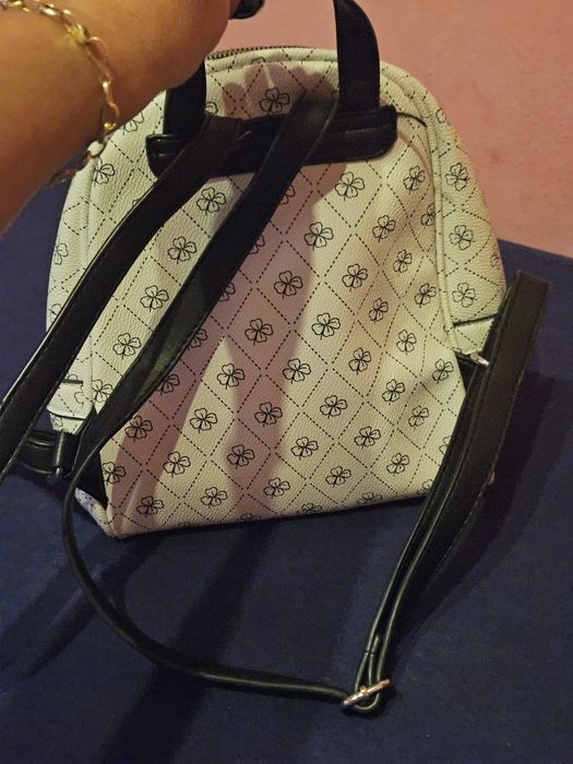 Rucsac de damă ușor de folosit