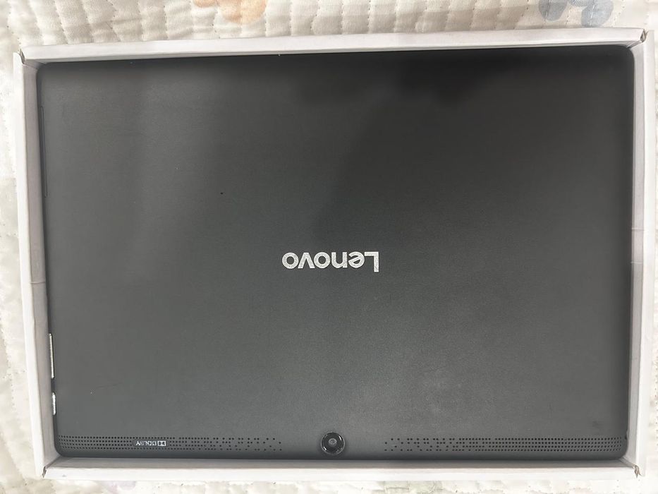 Планшет Lenovo Tab 10