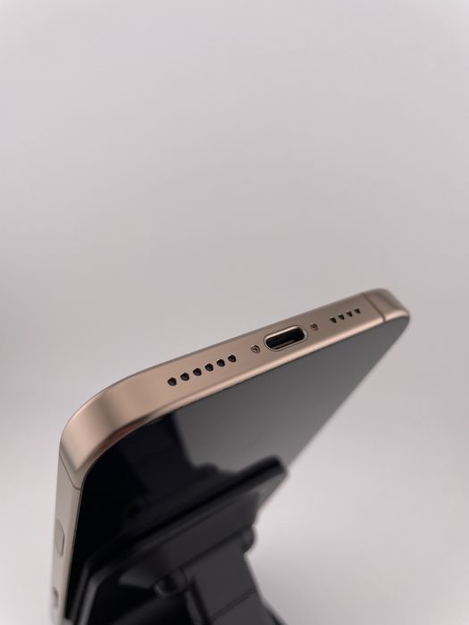 G Store Mobile! OFERTA: iPhone 16 Pro Max 256 GB,99%!