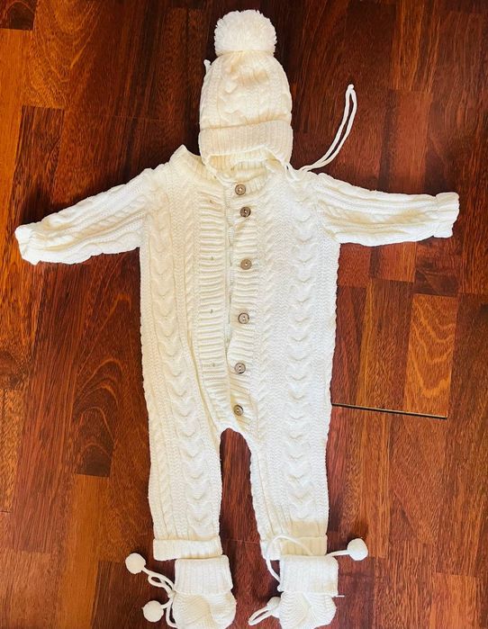 Продаю вещи на новорожденных