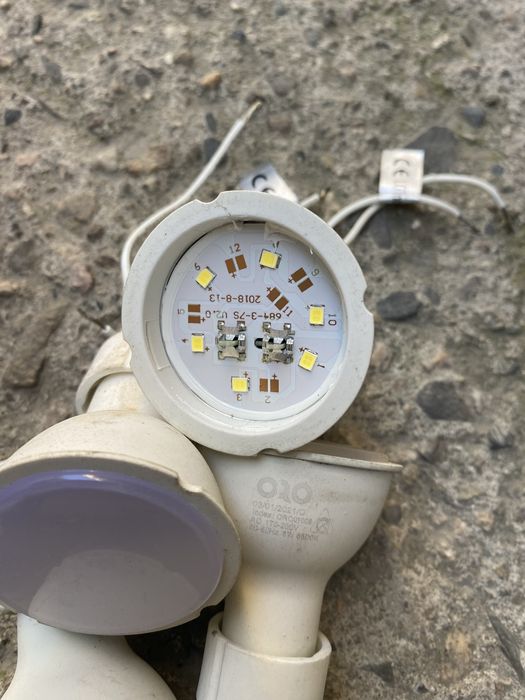 Продавам 50бр лед лунички