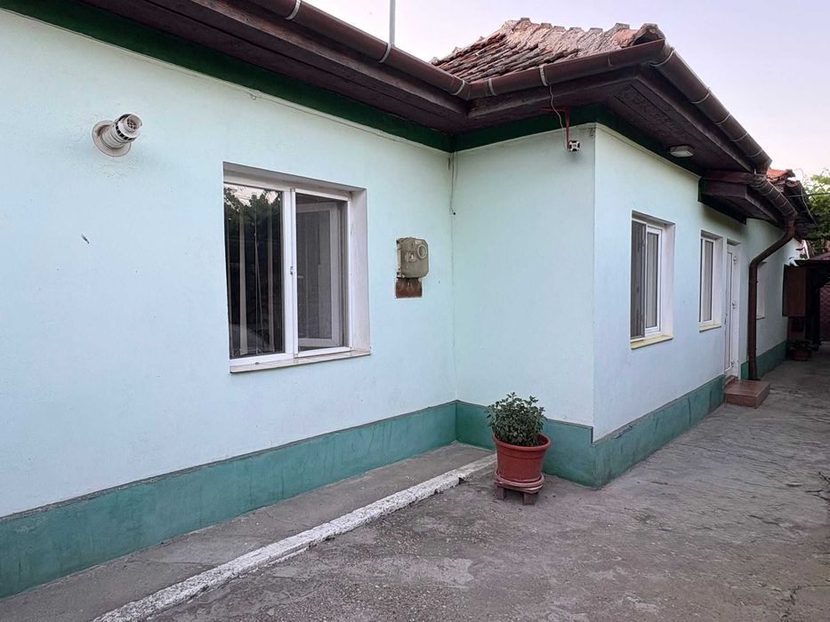 Vand casa sau schimb cu apartament in Alexandria sau Bucuresti