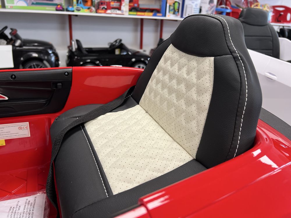 Детска акумулаторна кола Audi R8