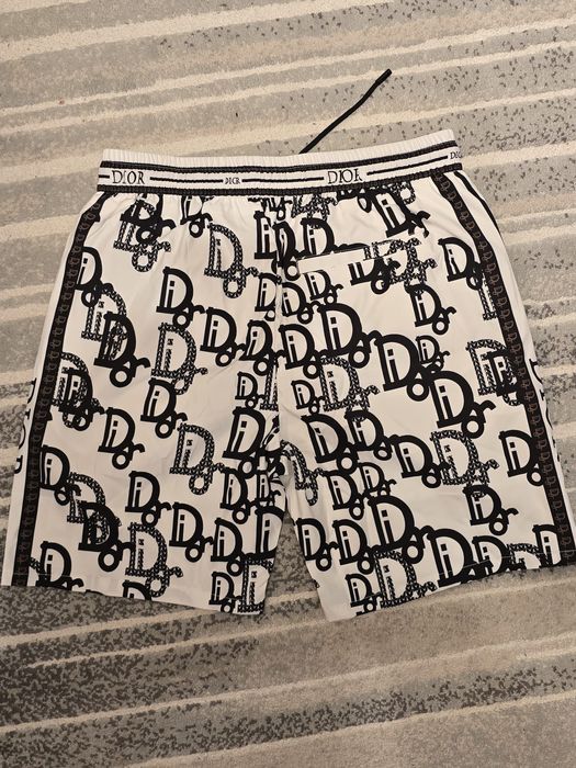 Pantaloni scurti Dior albi