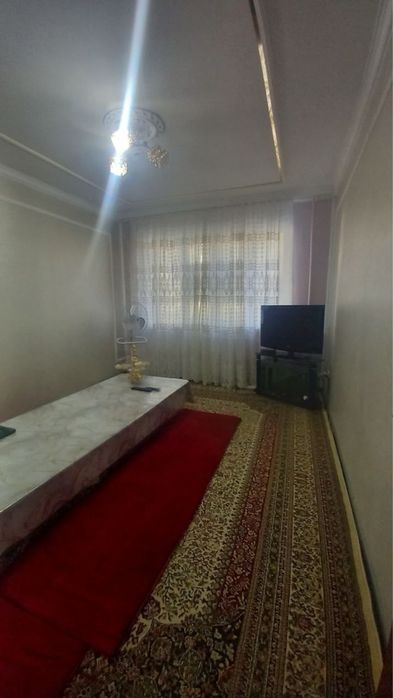 3 хонали сотилади 1 этаж 4этажли  панел дом