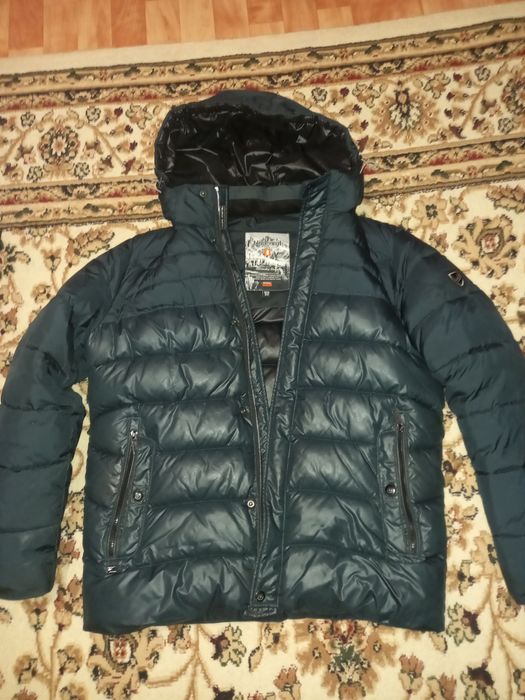 Куртка зимняя продам