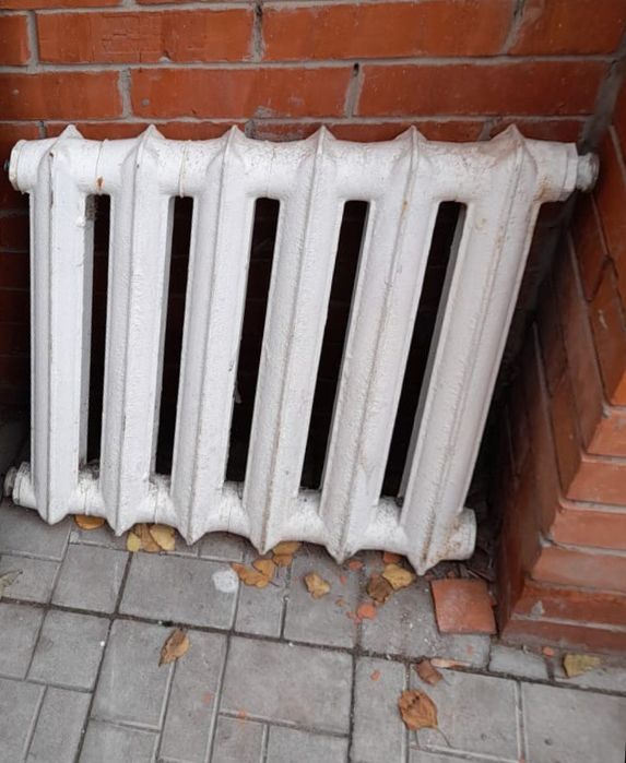 Радиатор отопления чугунный