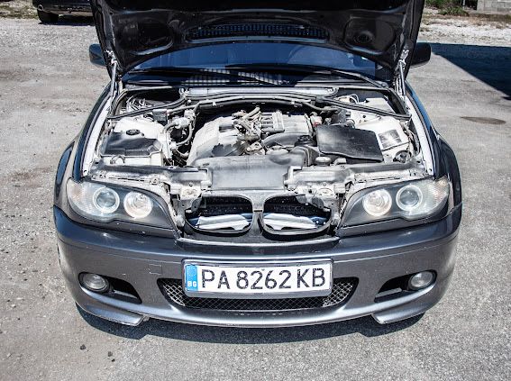 BMW 320 купе индивидуален цвят и м пакет