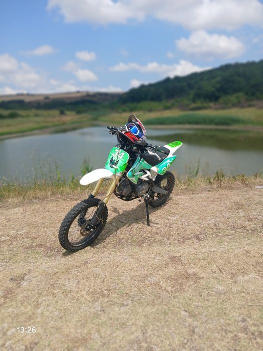 Продава се косов мотор 125 кобика