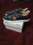 De vanzare pantofi sport
