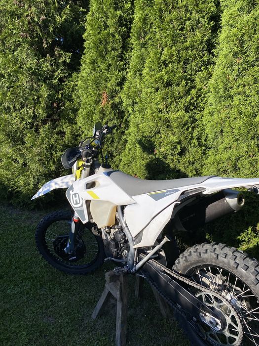 Husqvarna fe 350 2022 (KTM exc 300 350 450) INMATRICULAT
