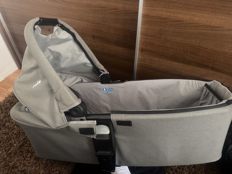 Landou carut pentru bebelus