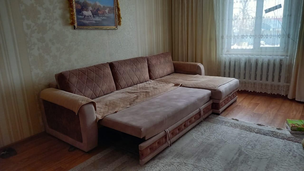 Диван для гостинной