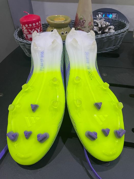 Продават се Бутонки Adidas