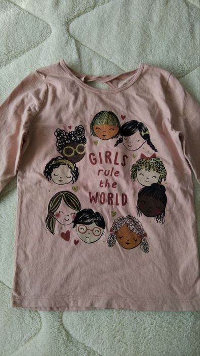 Маркови блузи за момиче на  6,7г